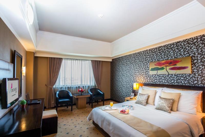 Orchardz Jayakarta Hotel Exterior photo